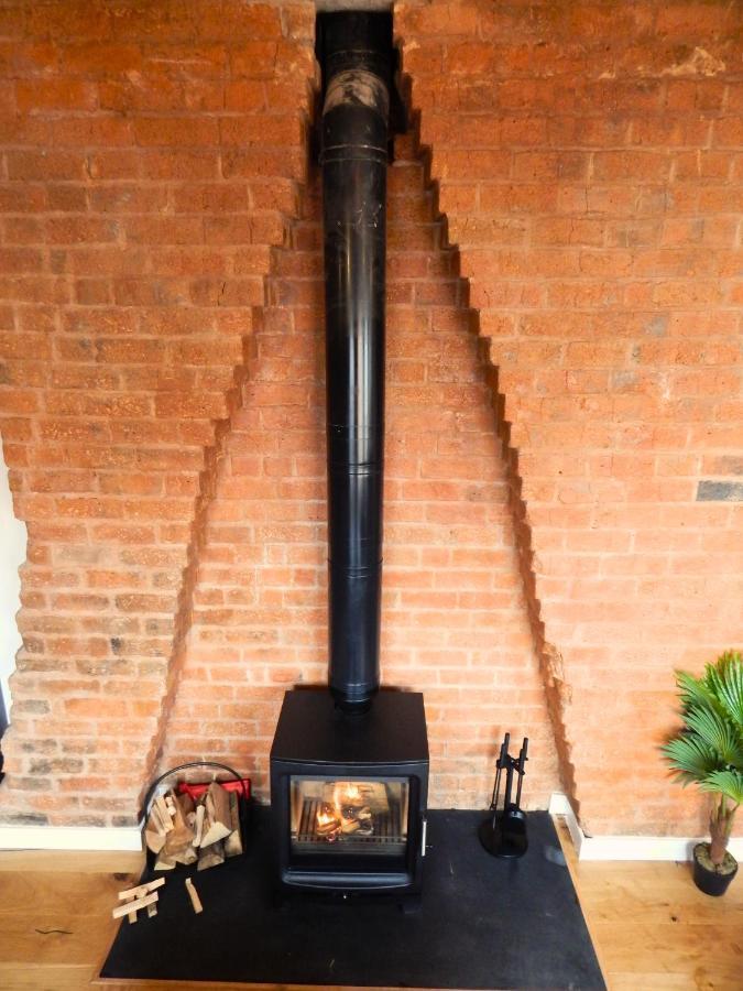 Vip 3Br Grade2 Luxurious Industrial House With Wood Fire, Electric Blinds And Big Cast Iron Windows In The Heart Of The Jq Villa Birmingham Dış mekan fotoğraf